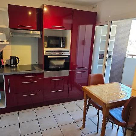 Daire Cosy T2, Vue Mer, - Clim, Wifi & Parking *